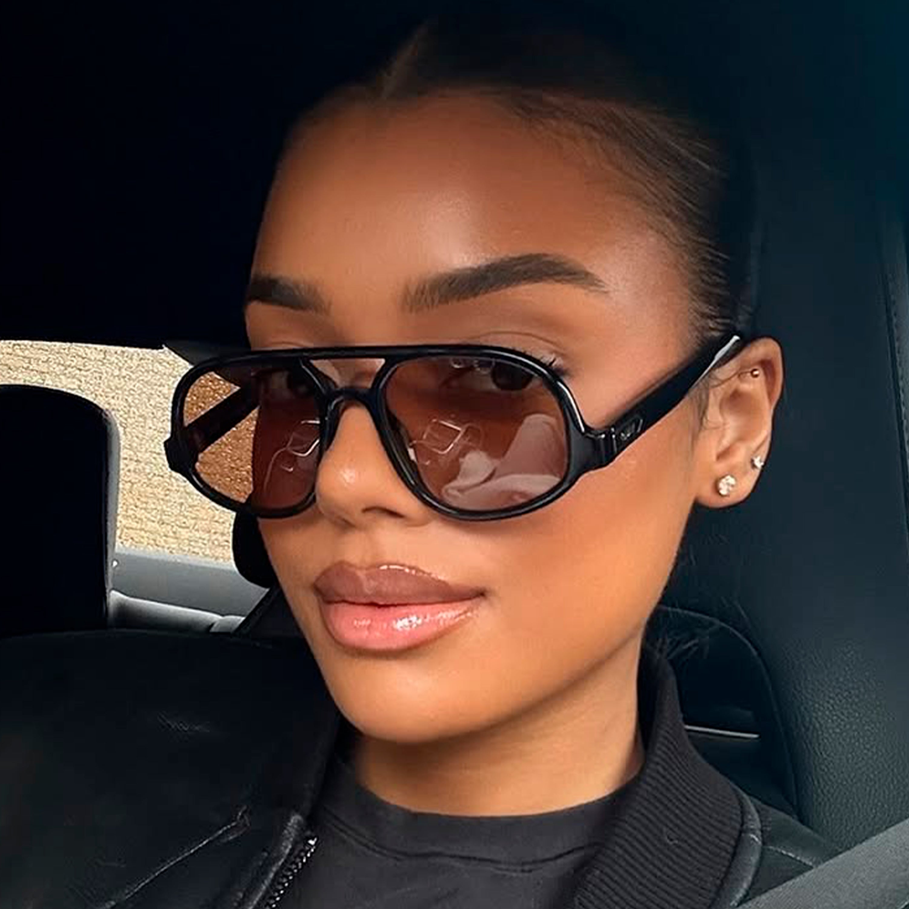 Quay Australia ON SET Sunglasses Stop scrolling! Your outfit main image 4