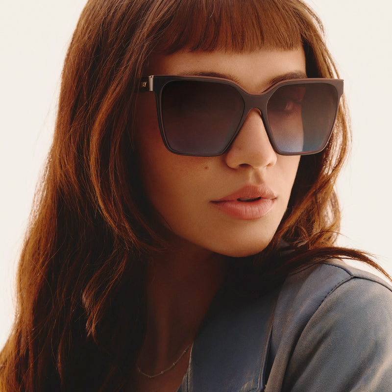 CHOCOLATEBROWN BLUE