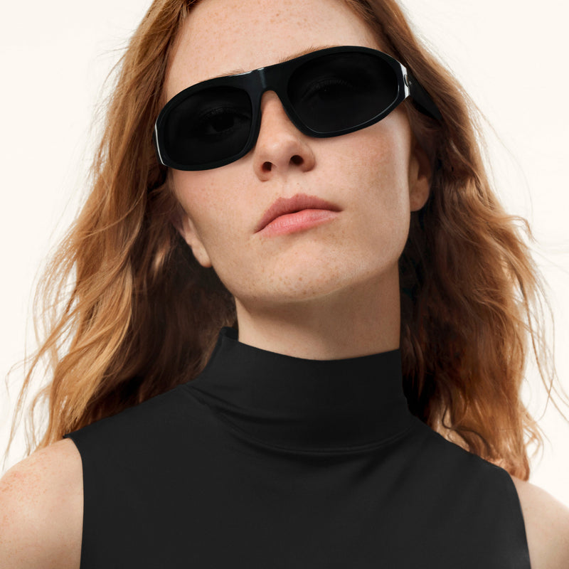 BLACKBLACK POLARIZED