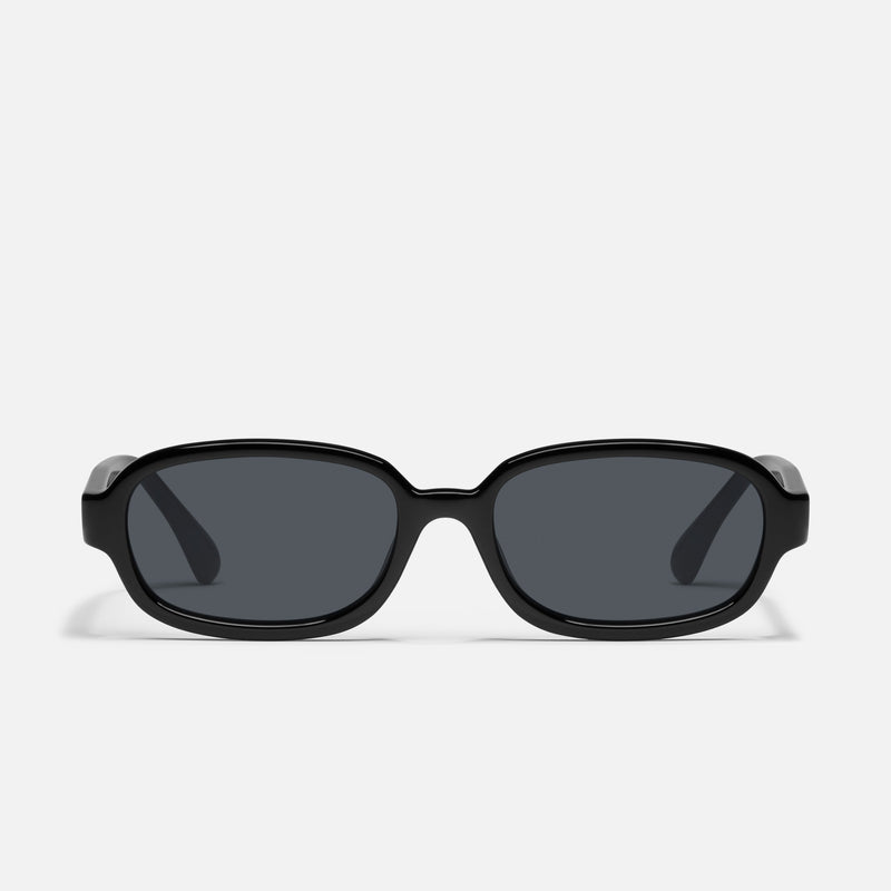 BLACK/SMOKE
