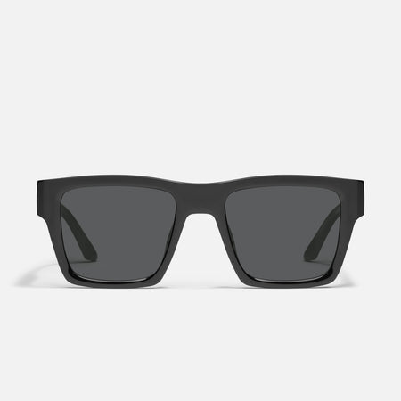 BLACK/SMOKE